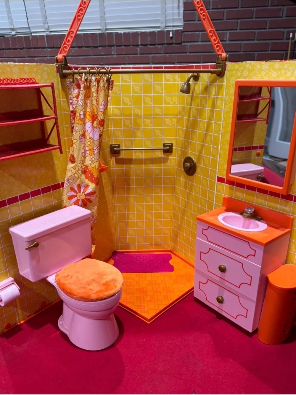 American Girl Julie’s Groovy Pink & Orange Kids Bath Playset